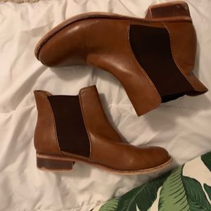 brown chelsea booties size 6